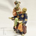 Porcelain Shanghai Lady Cleaning Earwax
